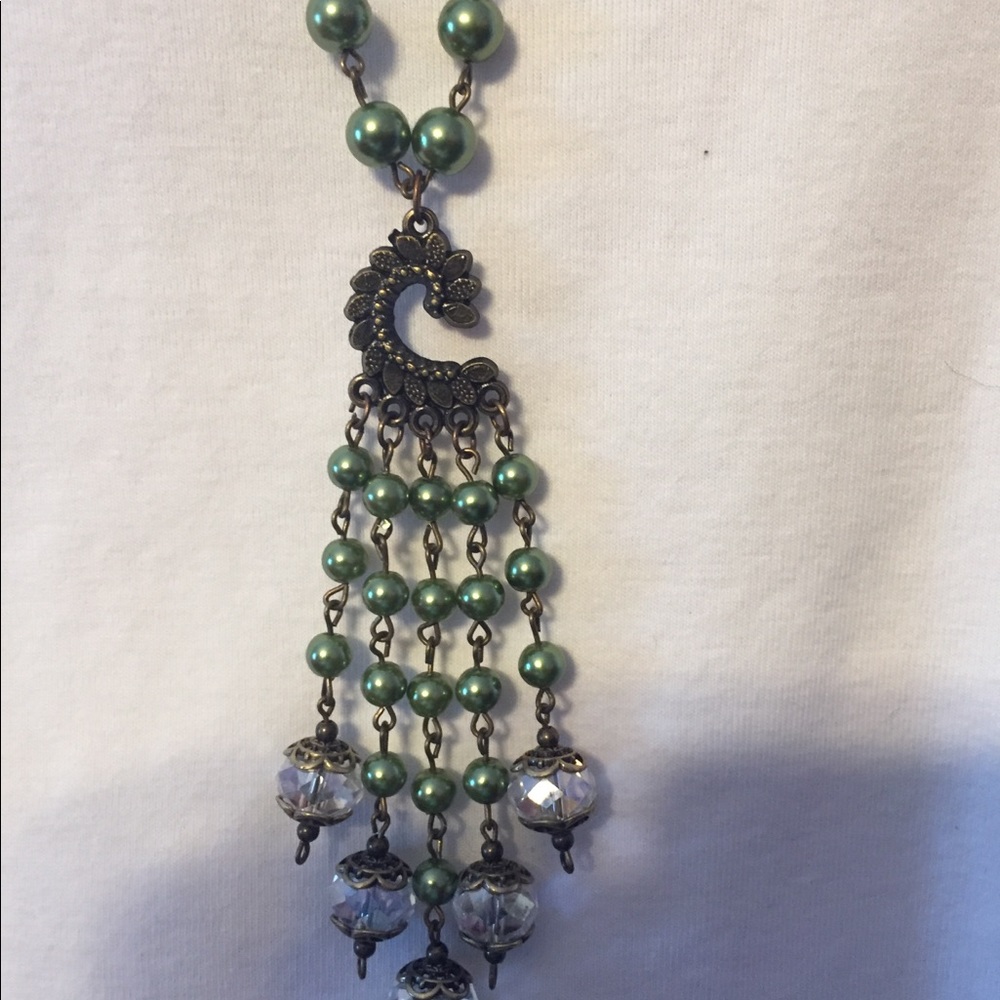 Long Tassel Necklace in Green